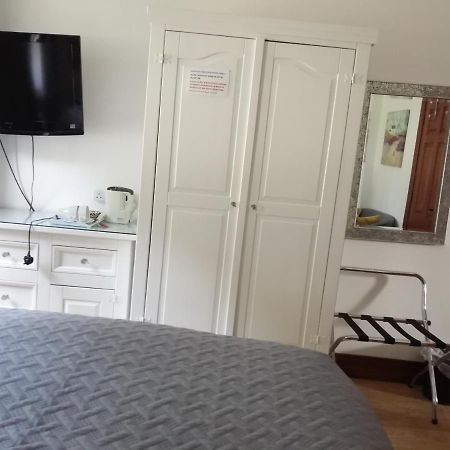 באליקאסל J And J Guest House מראה חיצוני תמונה