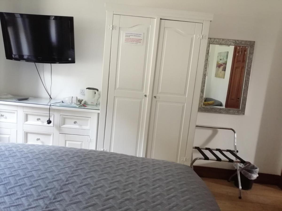 באליקאסל J And J Guest House מראה חיצוני תמונה
